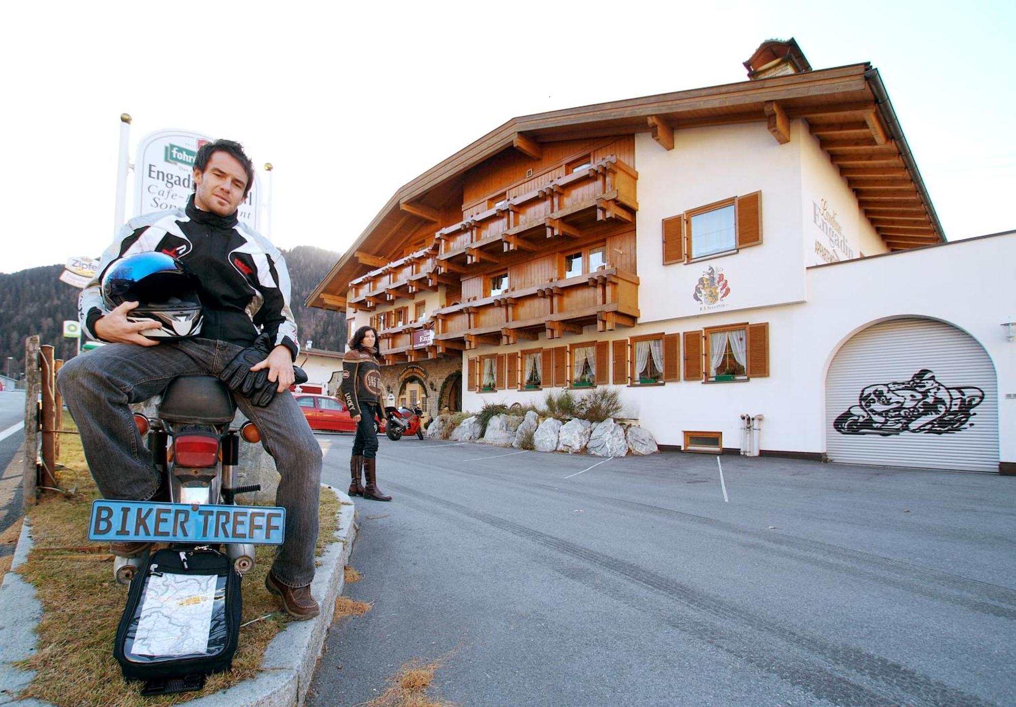 Landhaus Engadin Nauders Kültér fotó